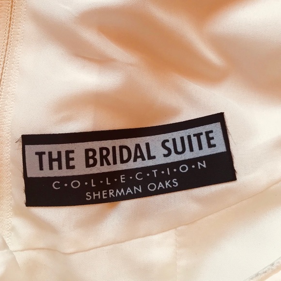 NWOT 🛍🔔Here Comes the Bride🔔 👰 Dress 🛍🌸👌 - Picture 5 of 8